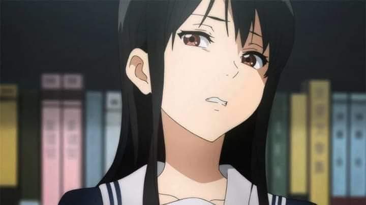 Anime Girl Gives Maximum Side-Eye